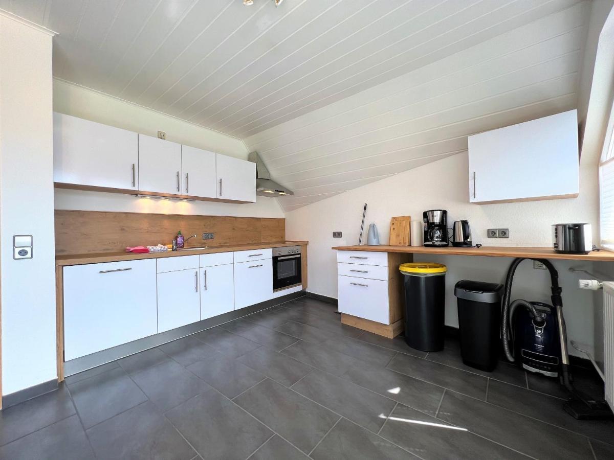 Ferienwohnung Kinzigblick - Balkon - Fuer Kinder - Mit Bettwaesche & Handtuecher شنكنزل المظهر الخارجي الصورة