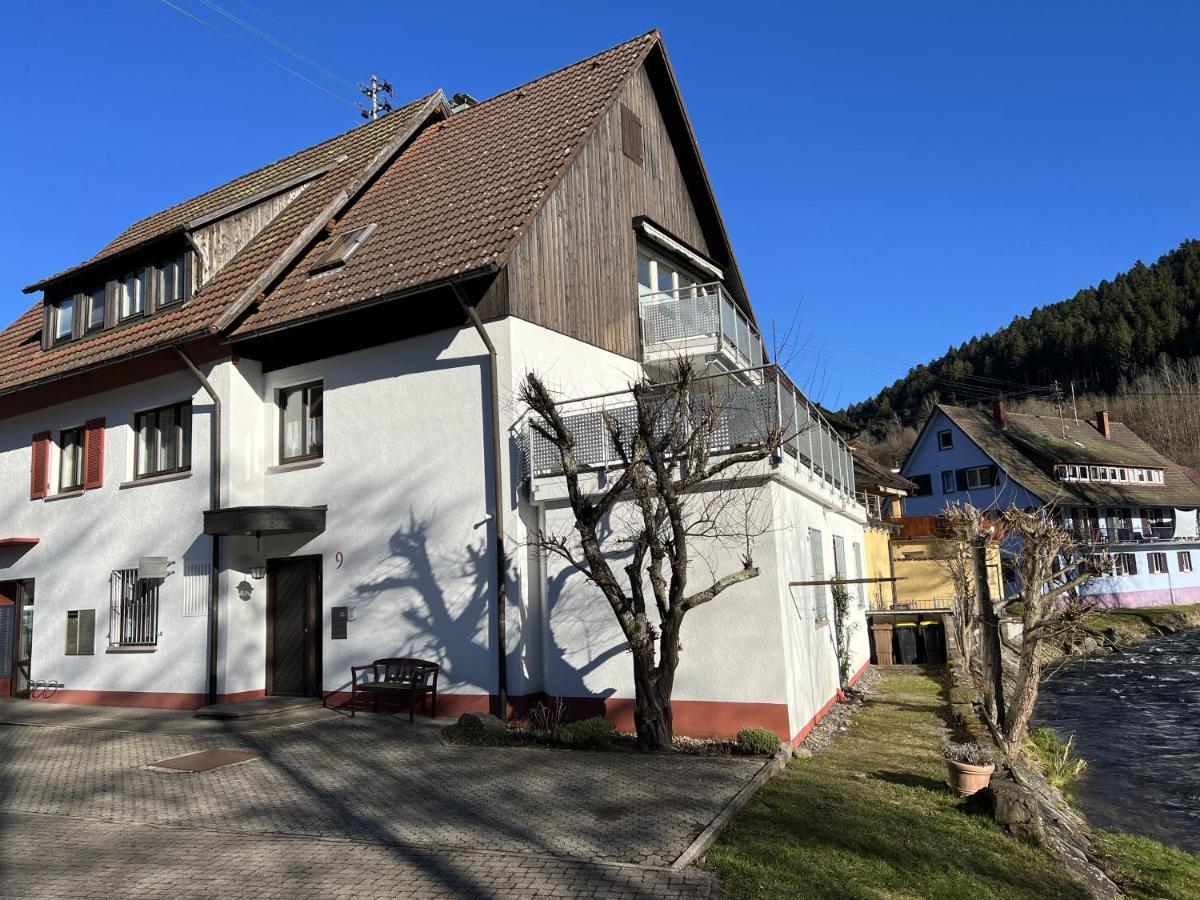 Ferienwohnung Kinzigblick - Balkon - Fuer Kinder - Mit Bettwaesche & Handtuecher شنكنزل المظهر الخارجي الصورة