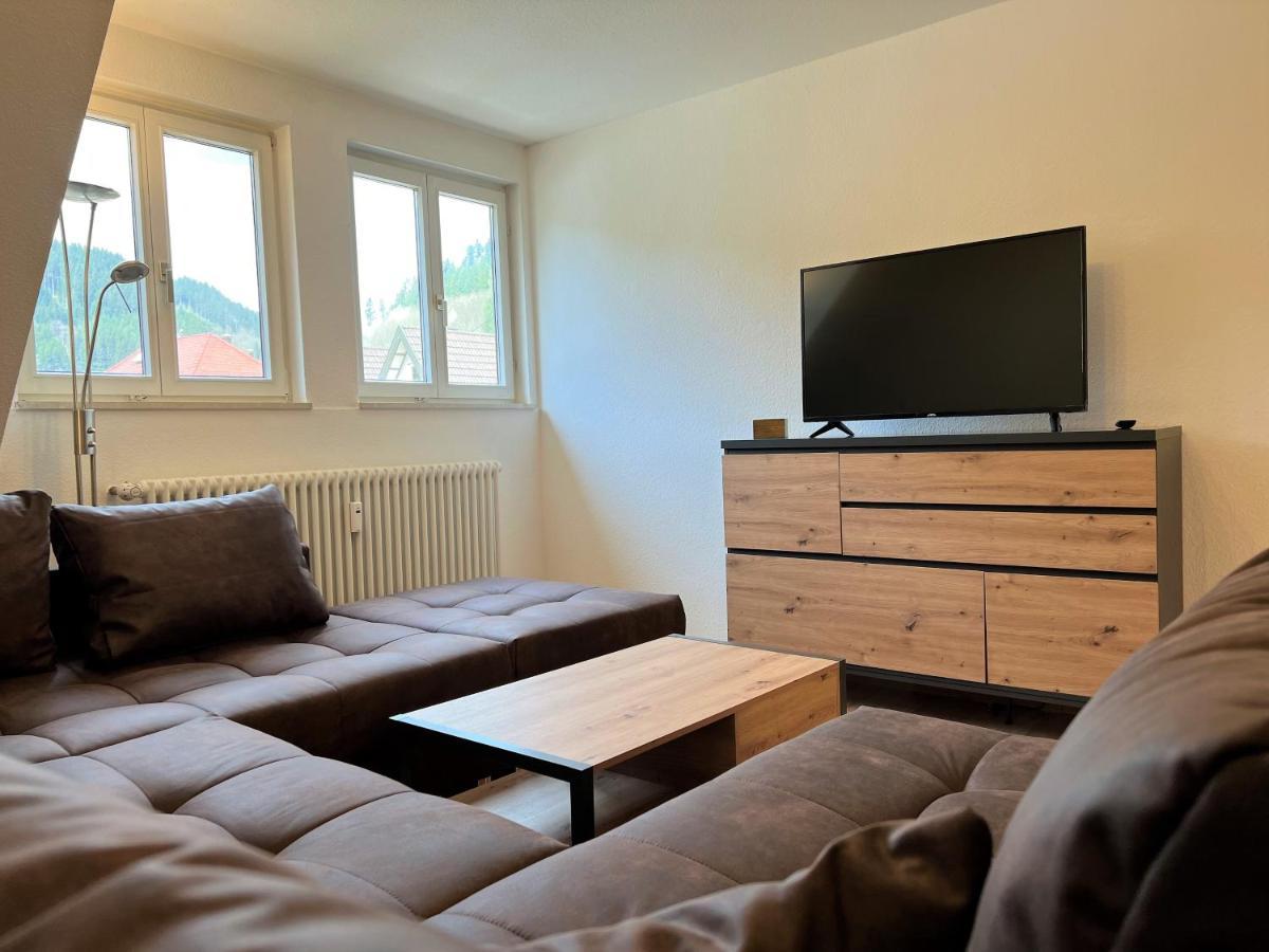 Ferienwohnung Kinzigblick - Balkon - Fuer Kinder - Mit Bettwaesche & Handtuecher شنكنزل المظهر الخارجي الصورة